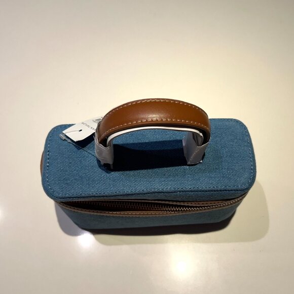 NWT Ann Taylor Weekend Collection Soft Denim Makeup Case - Picture 2 of 8